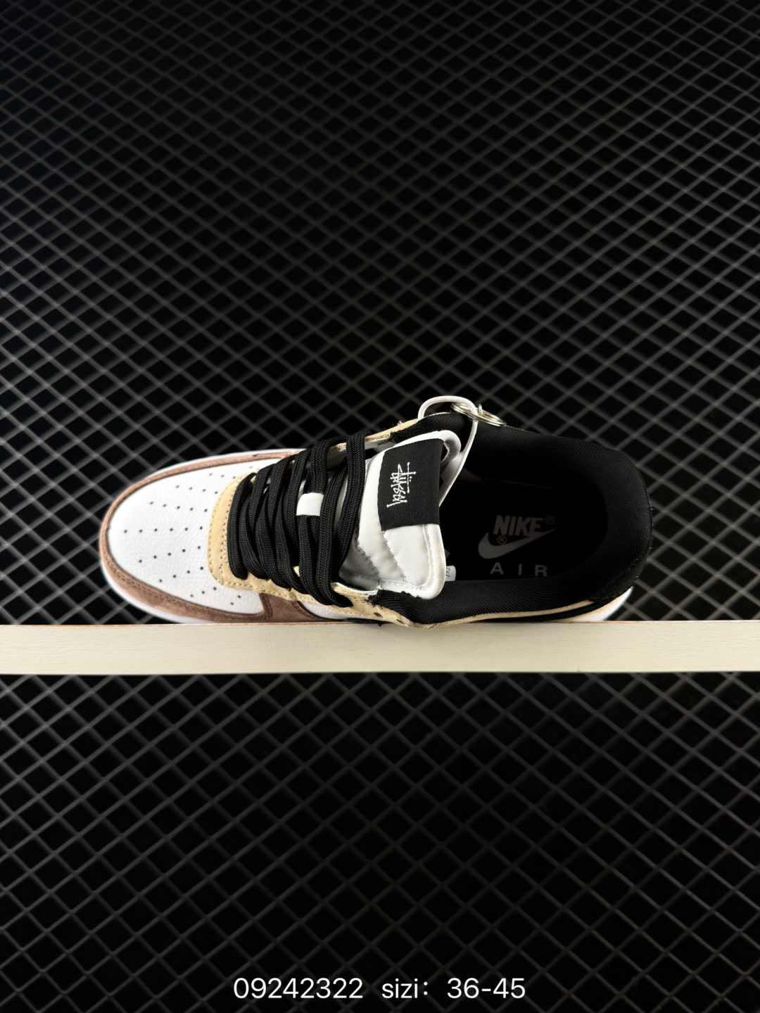 NIKE AIR FORCE 1-DV0788-012